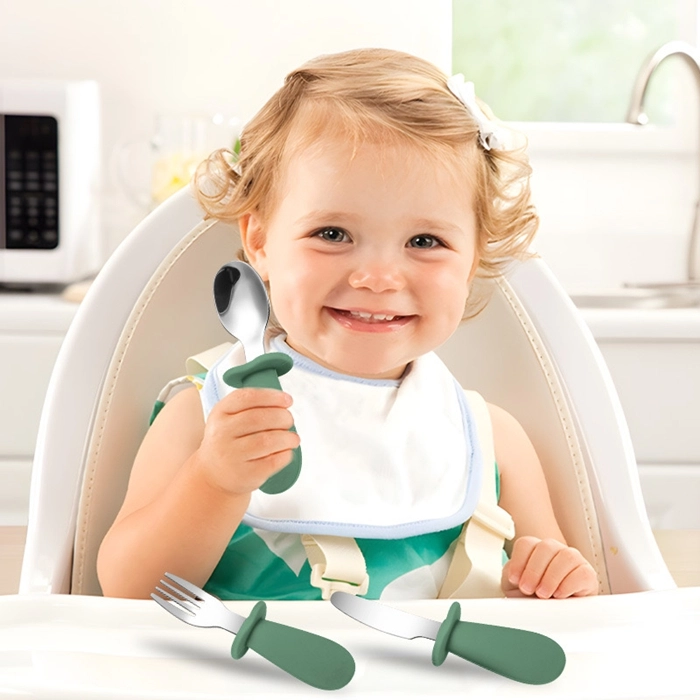 Wholesale Childrens Cutlery Gift Set Stainless Steel with Silicone Handle (6)