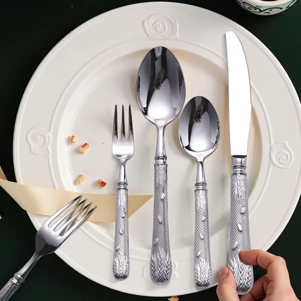 wholesale hammered flatware set (4)