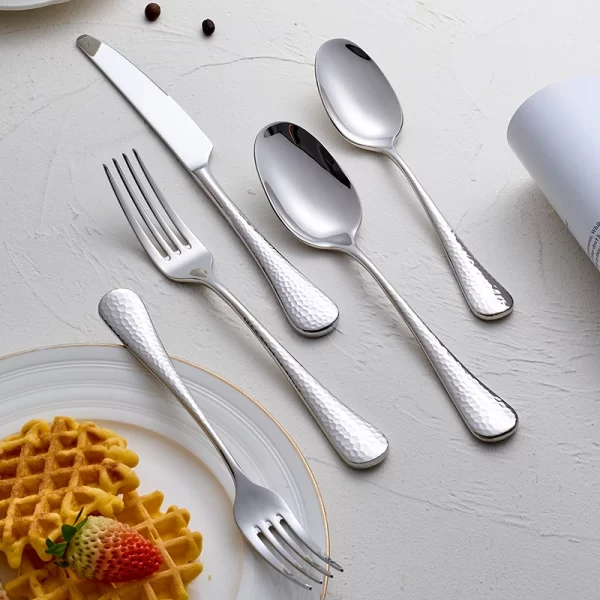 Custom Flatware Set Hammered, Mirror Polished Cutlery Set Silver for Fine Dining in Bulk (1)