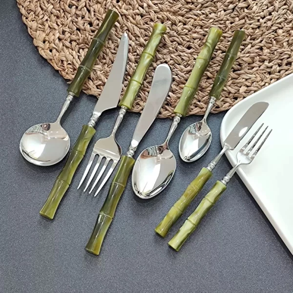 Wholesale Modern Flatware Green Bamboo Acrylic Handle Stainless Steel Cutlery Set Supplier (3)