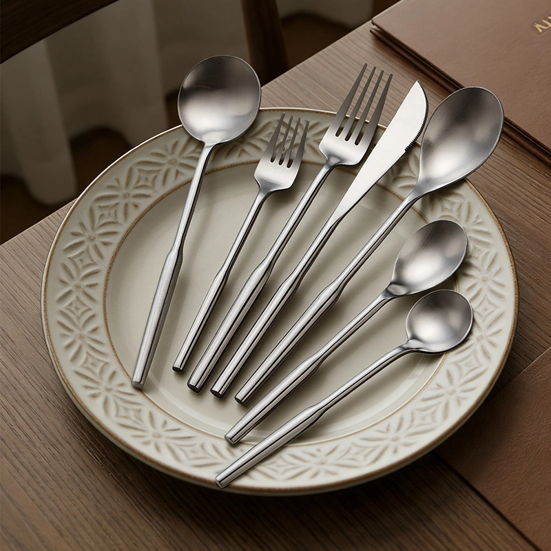 Custom Heavy Flatware Stainless, Geometric Faceted Cutlery Set Silver in Bulk (1)