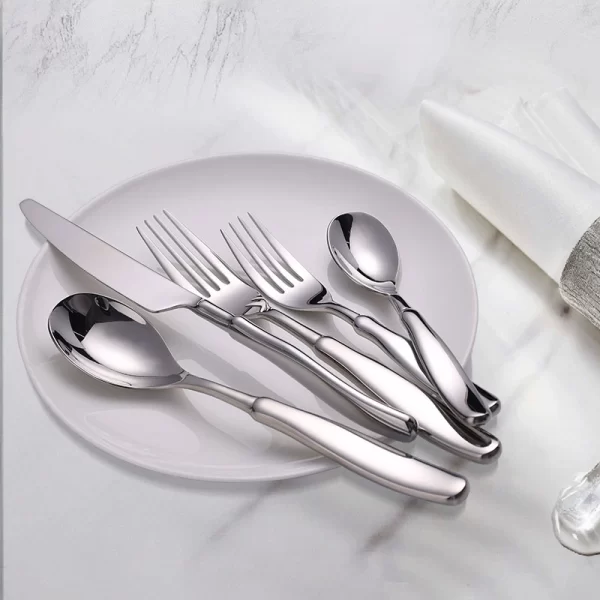 Custom High-End Flatware Silver, Sleek Ergonomic Stainless Steel Cutlery Set in Bulk (1)