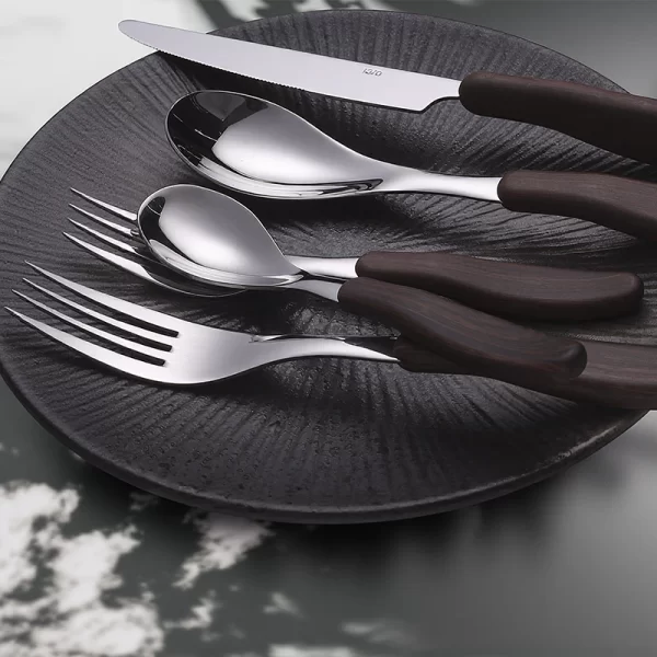 Wood Handle Flatware Wholesale, Stainless Steel 5-Piece Cutlery Set with Ergonomic Design Supplier (2)