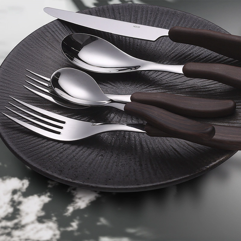 Wood Handle Flatware Wholesale, Stainless Steel 5-Piece Cutlery Set with Ergonomic Design Supplier (2)